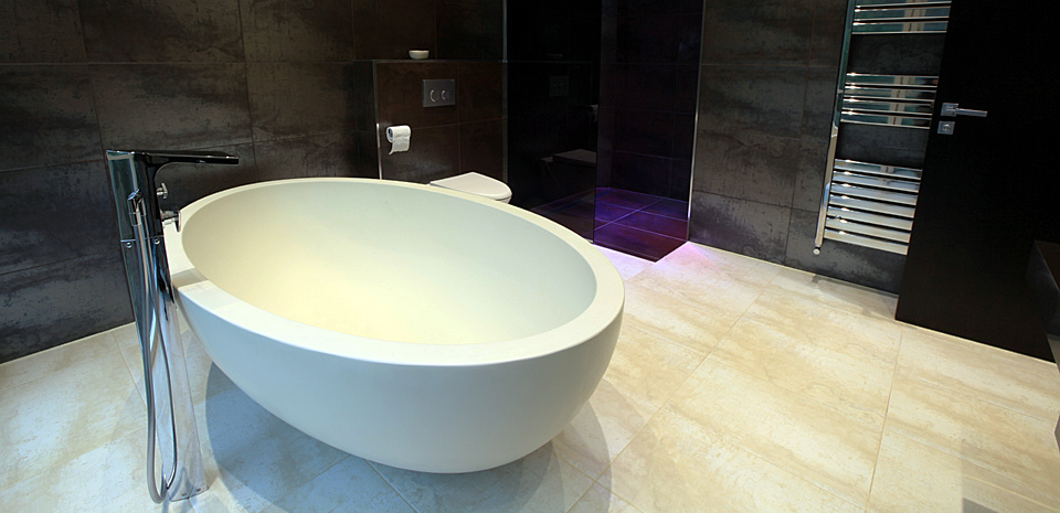 Castello Bath perfect for refurbishing your bathroom