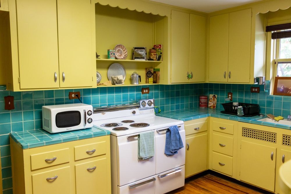 Bold and colourful retro 1940s style kitchen interior