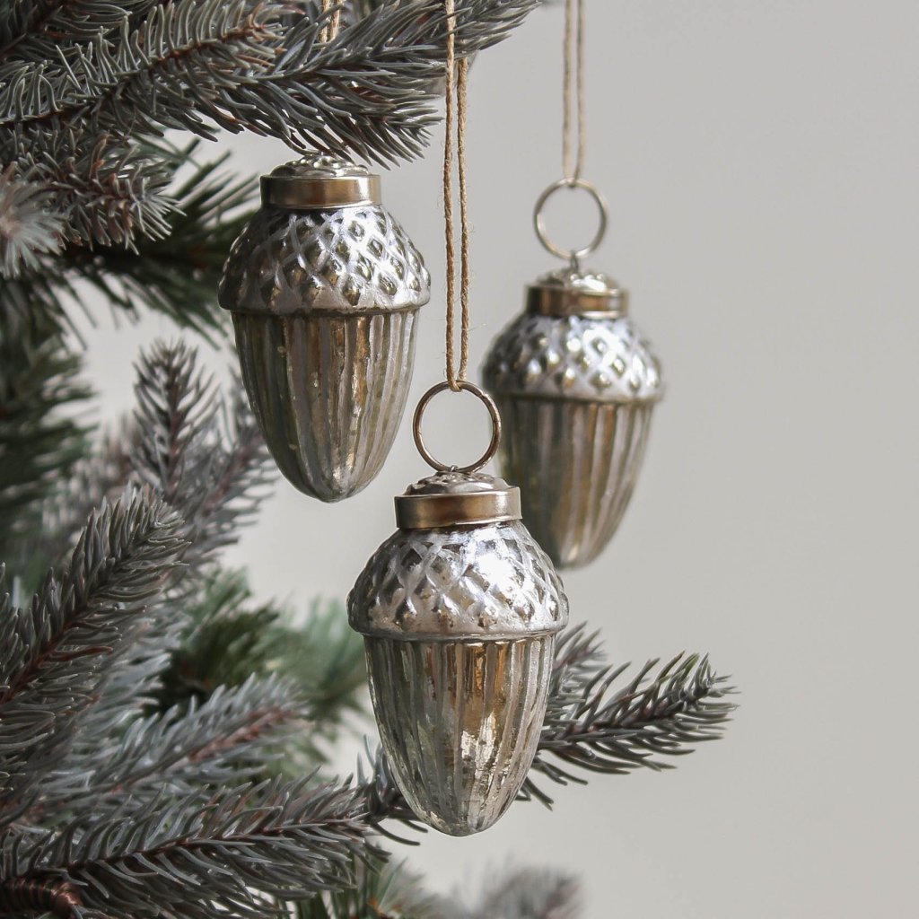 Acorn design Christmas tree decorations